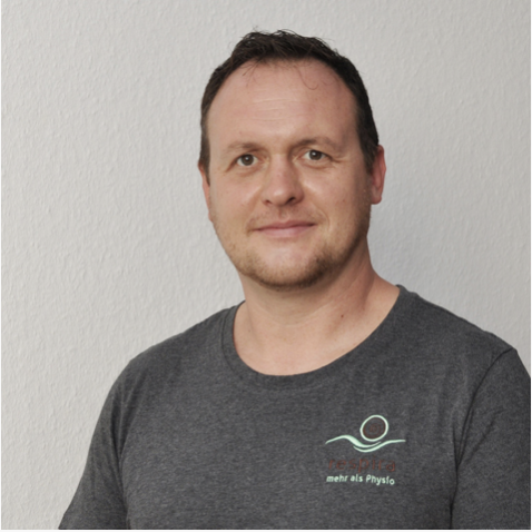 Simon Waschkowitz